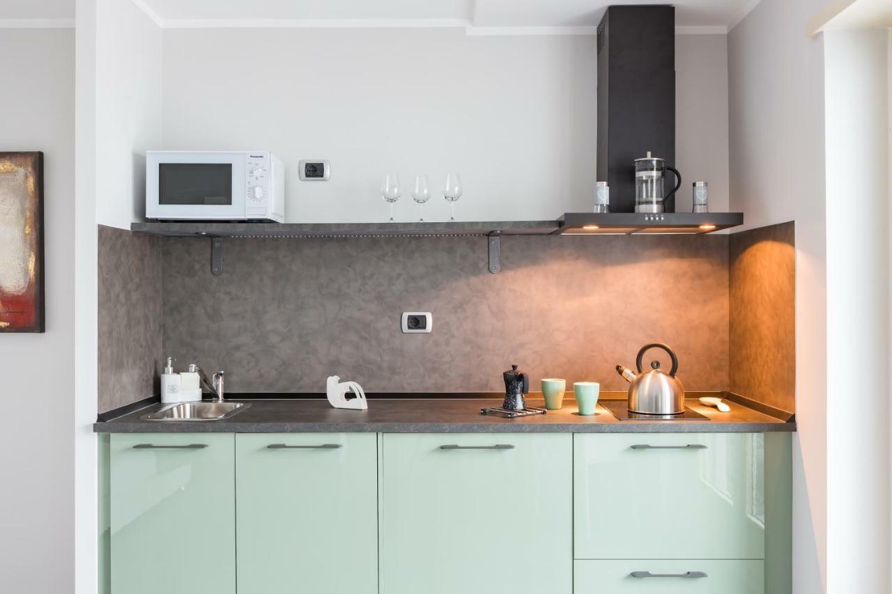 Penthouse 40 In Trastevere With Seasonally Jacuzzi Рим Экстерьер фото