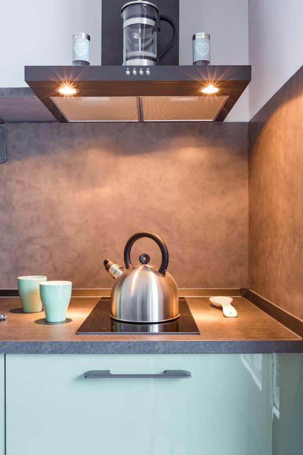 Penthouse 40 In Trastevere With Seasonally Jacuzzi Рим Экстерьер фото