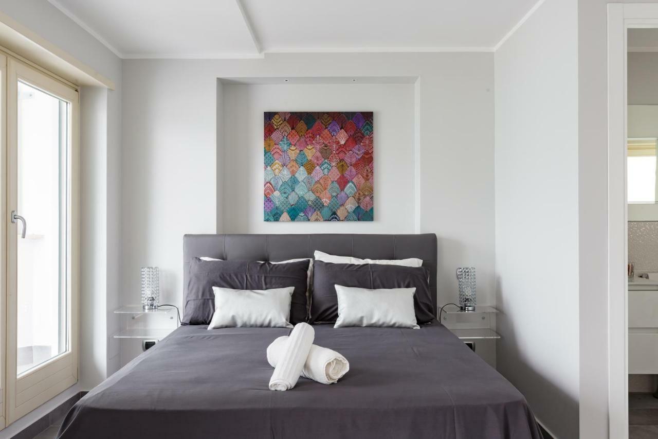 Penthouse 40 In Trastevere With Seasonally Jacuzzi Рим Экстерьер фото
